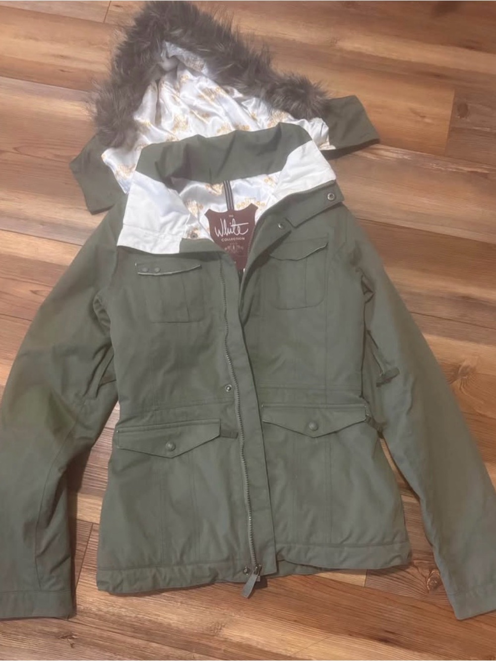Burton The White DryRide Women’s Jacket - Size 3